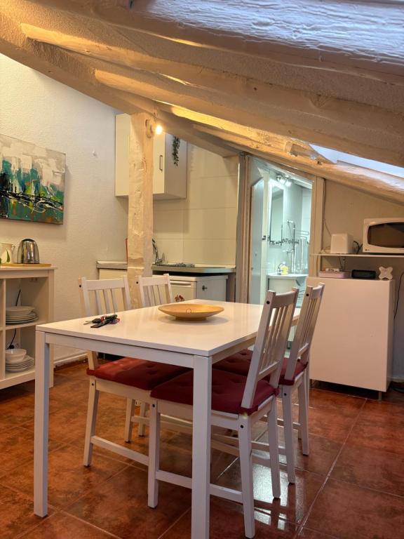 CSF6 - white loft latina - 2
