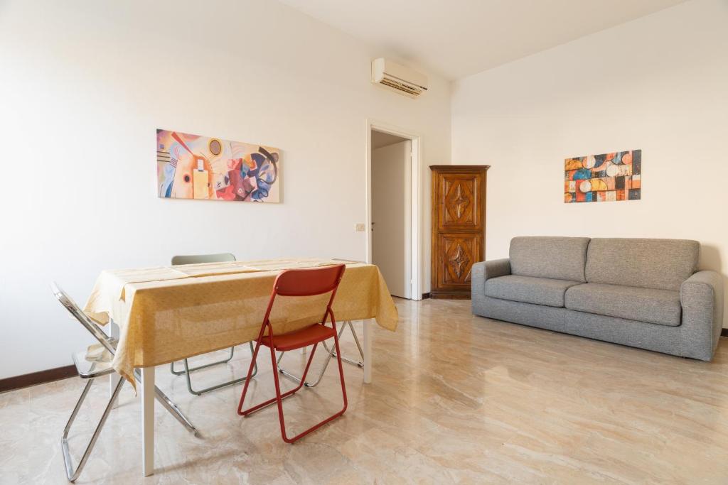 GuestHost - MM4 Tricolore Cozy Apartment X4 - 2