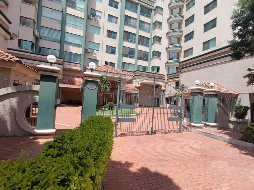 Premium Depto Familiar Muy Cerca del Cristo - 4