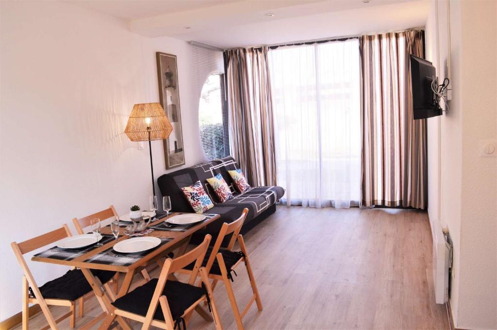 Appart 2 pièces 4 couchages PORT LEUCATE NATURISME PL010-0843 - 2