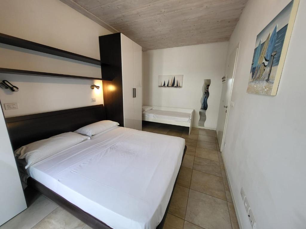 Residence Mediterranee Family Apartments - 3