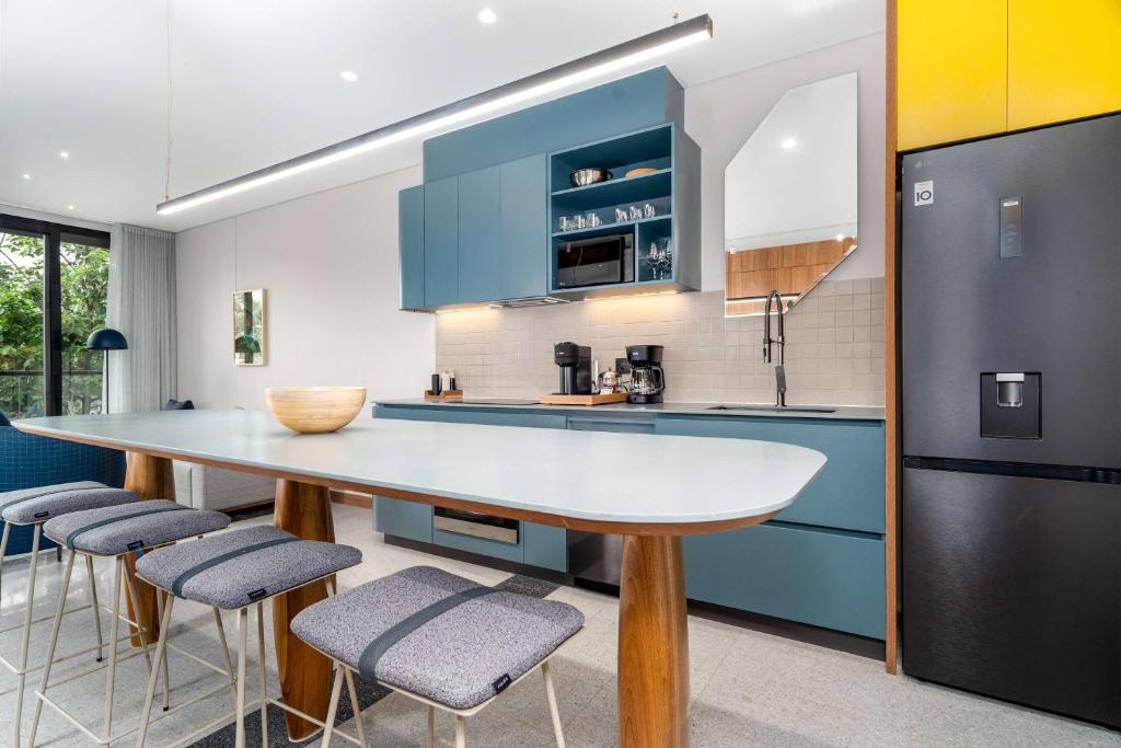 Deluxe 2-Bed -2-Bath Granada Best Location 202 - 4