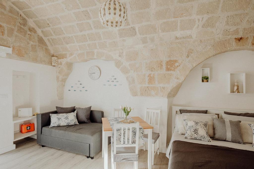 Malí Room - 2