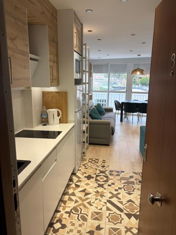 Second-line Beach Apartment - Tropical Oasis - 4
