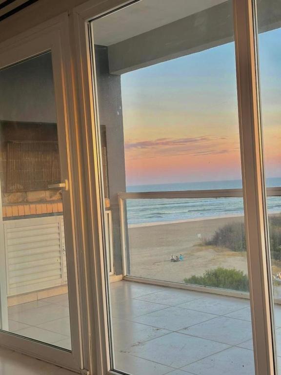 An apartment with an ocean view - 1