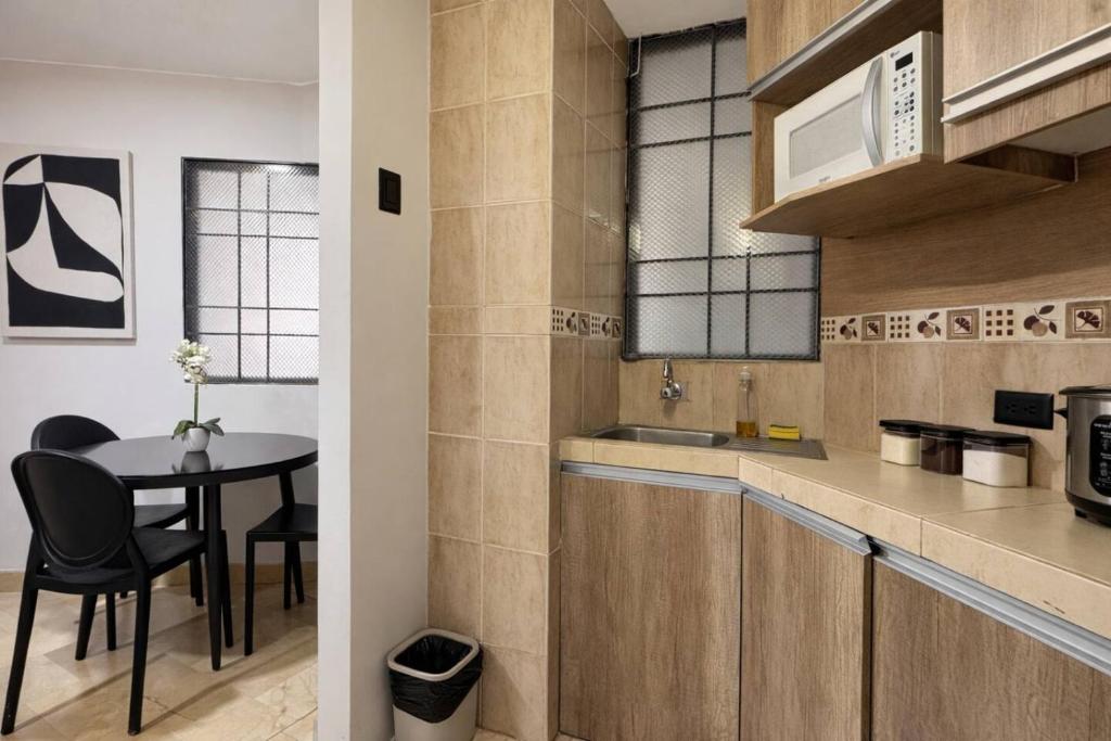 Suite in Lomas de Urdesa walk to Tennis Federation - 5