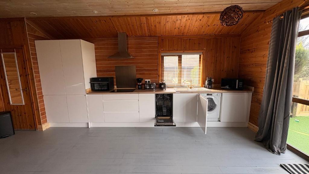 Bryn Bettws Log Cabins photo 5