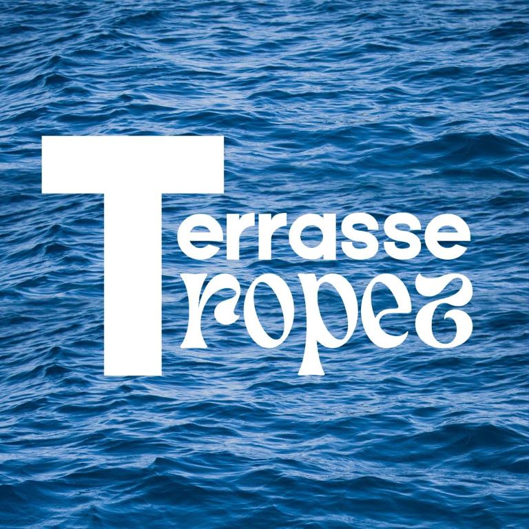 Terrasse Tropez Tiny House with pool & sea view - 2