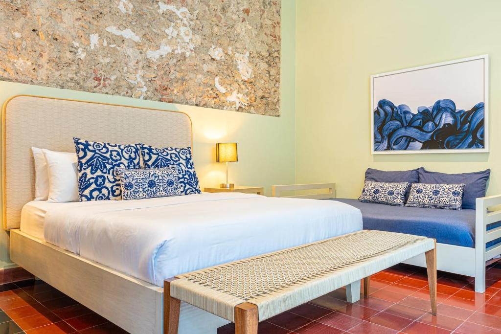 Casa Torno 3BR w Private Pool & Best Location - 5
