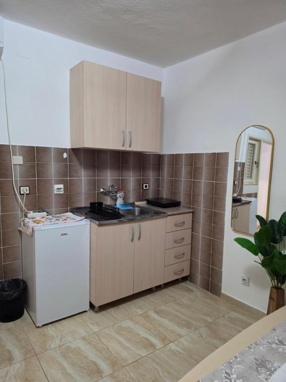 Viki Apartmani - 3