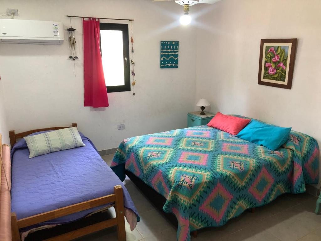 Casa con amplio jardín y pileta privada - 3