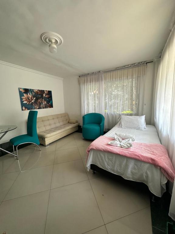Laureles Group House - 4