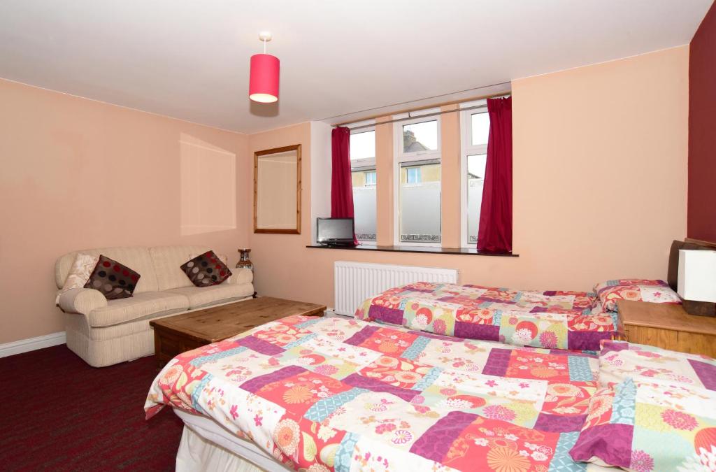St. Cyrus Village Inn photo