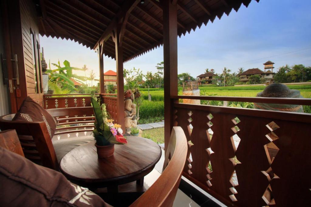 Nur Guest House by Purely