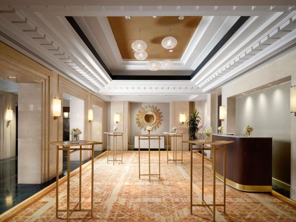โรงแรมโซฟิเทล วอชิงตันดีซี ลาฟาแยตสแควร์ (Sofitel Washington DC Lafayette Square Hotel)
