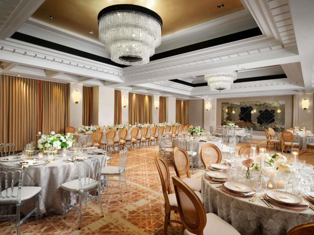 โรงแรมโซฟิเทล วอชิงตันดีซี ลาฟาแยตสแควร์ (Sofitel Washington DC Lafayette Square Hotel)