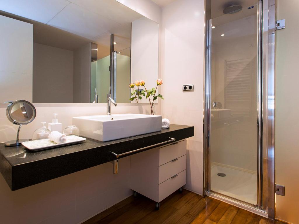 Fewdays Barcelona Apartments - 3