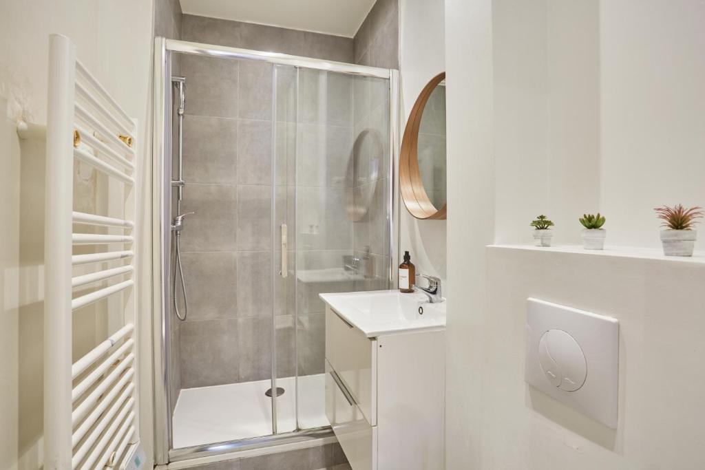 Apartment Parc des Expositions by Studio prestige - 4