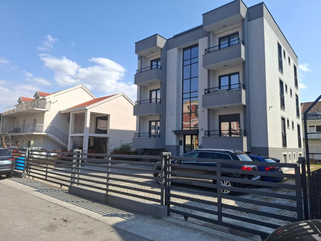 ES Apartments Podgorica - 3