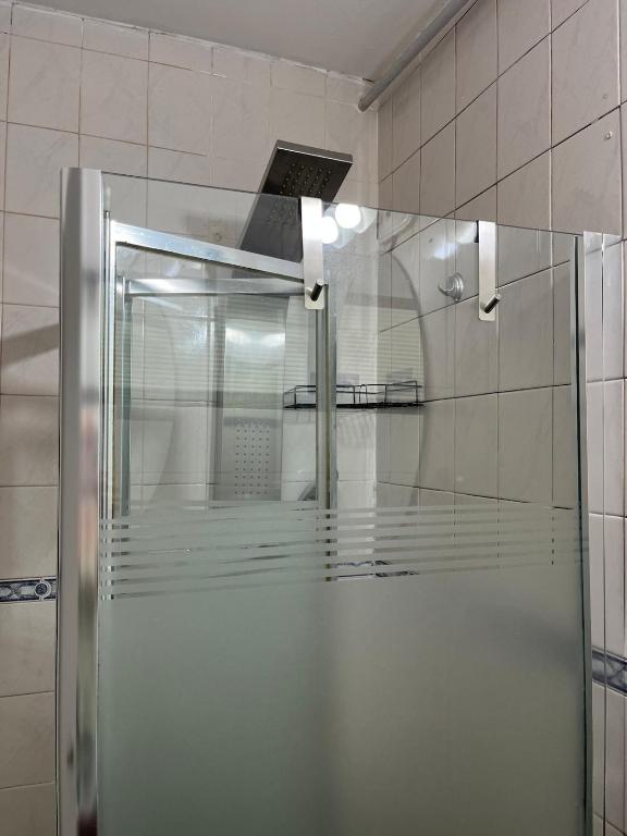 departamento completo ,1 piso por escalera zona refinería 1 dormitorio para 2 personas - 4