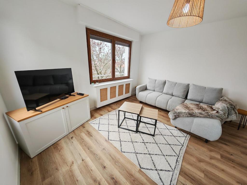 City family 5 min du centre et cure thermale avec garage - 2
