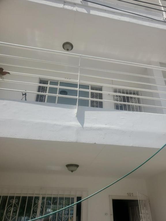 Apartamentos y habitaciones cerca a marbella - 2