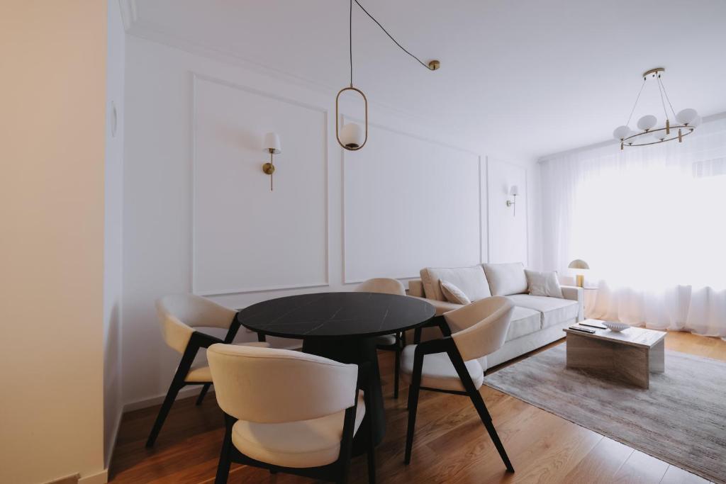 Park Residence - Luxury Apartment with Garage - 3