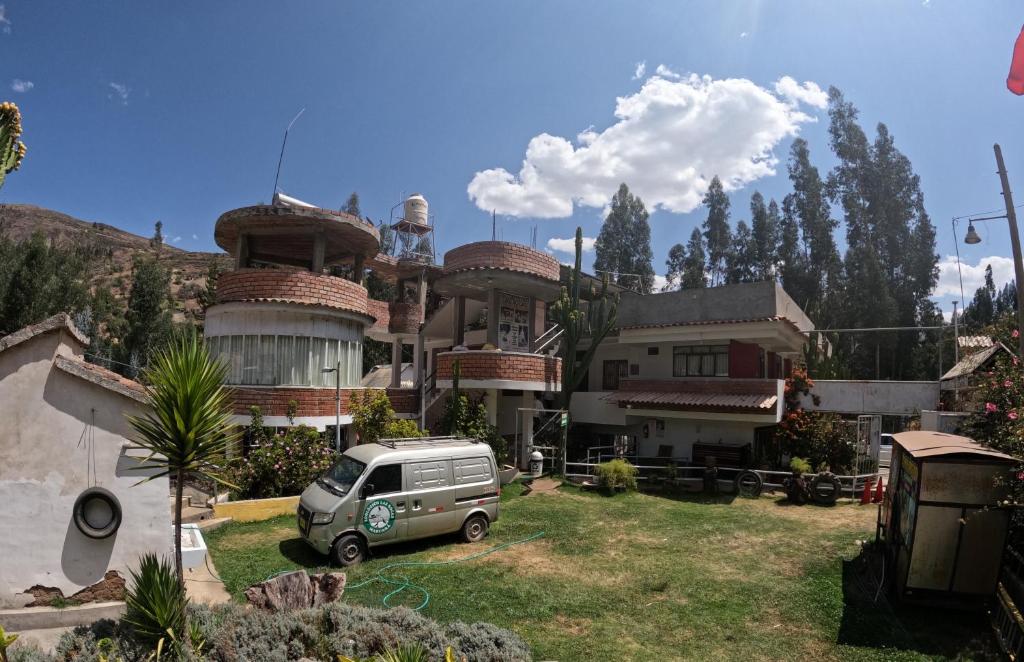 Hotel LAS ROCAS - 1