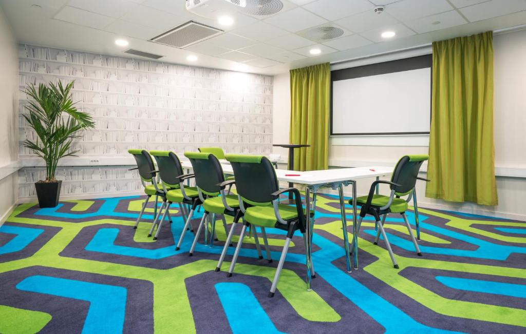 Business center