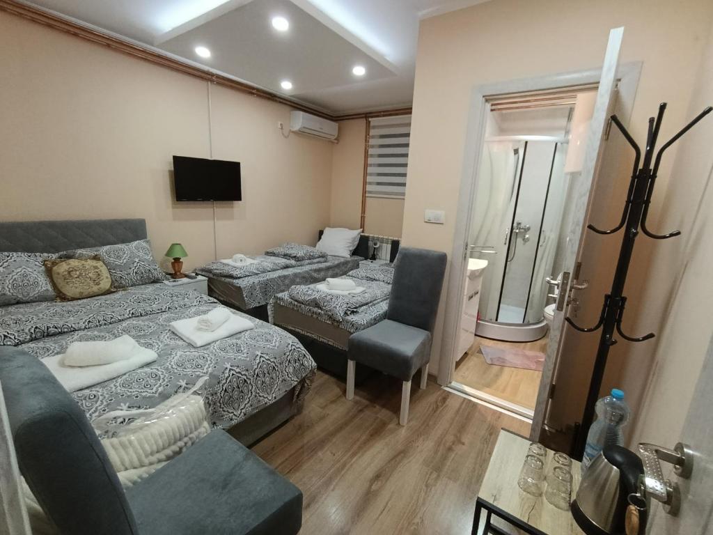 Apartments & Rooms -PANORAMA MDLL BELGRADE - 2