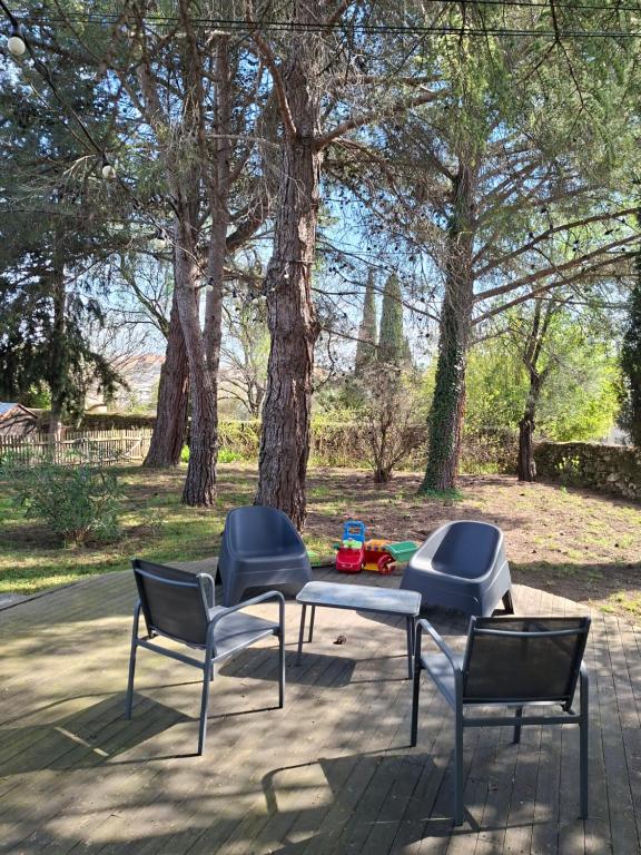 Appartement avec grand jardin et parking, Uzès - 3