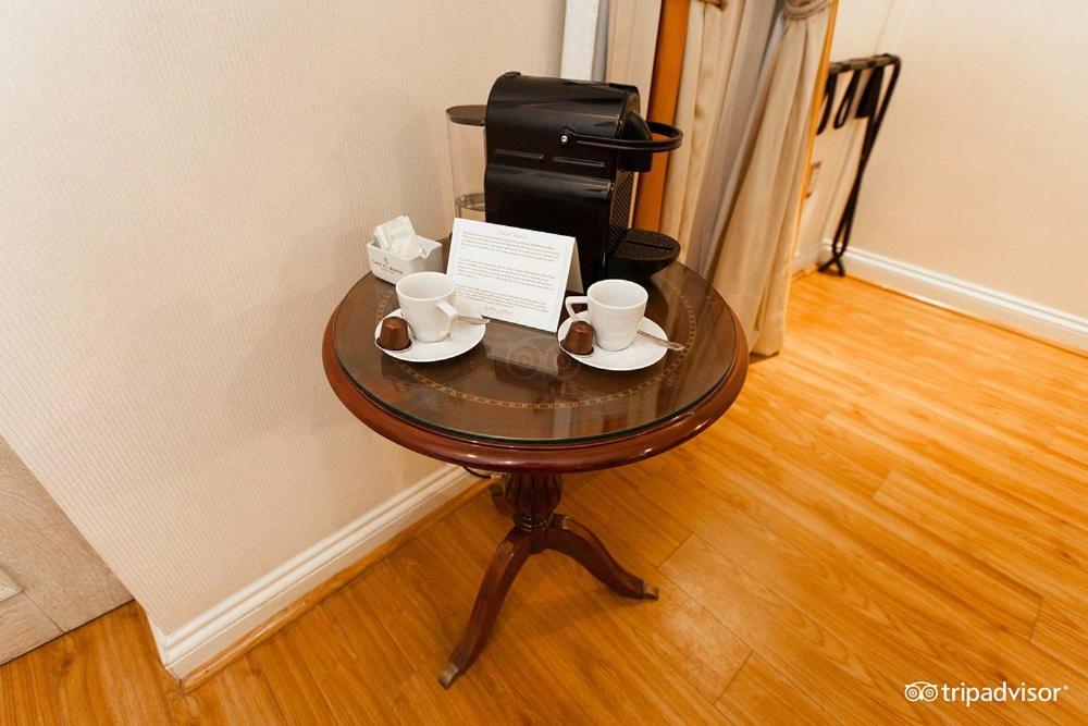 Mitre aparte suites - 3