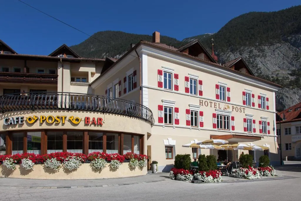 Sterzinger Posthotel, hotel in Nassereith