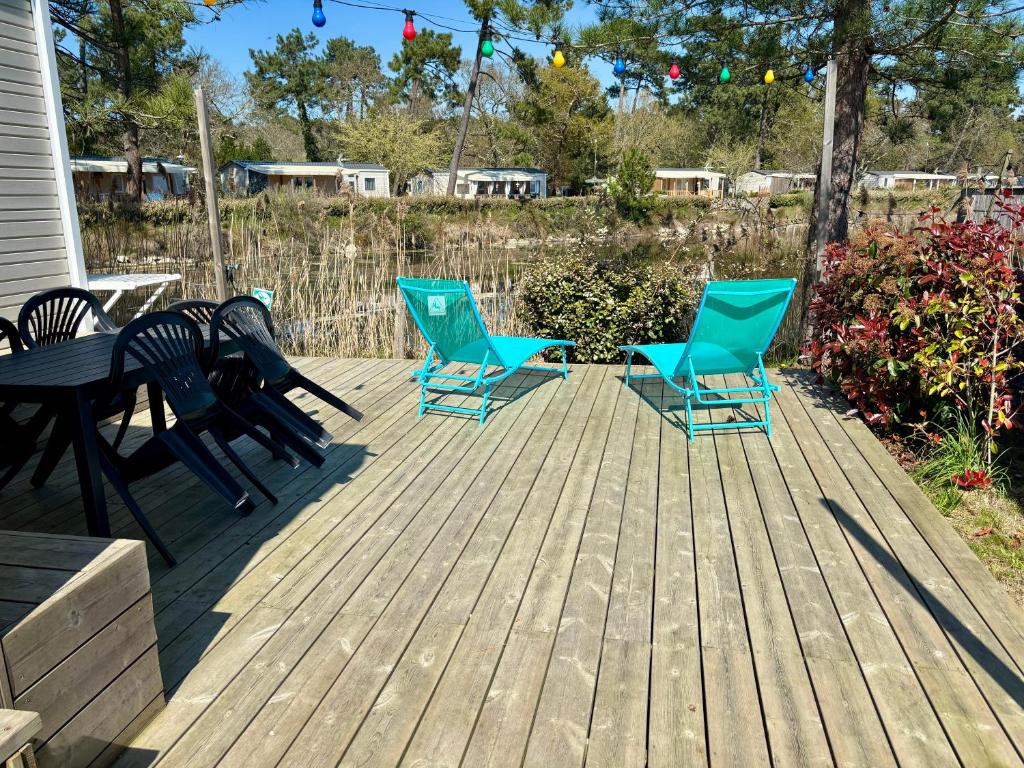 Mobil home avec terrasse - proche plages Cap-Ferret - 4-6 pers Camping 4 étoiles Les Viviers - 4