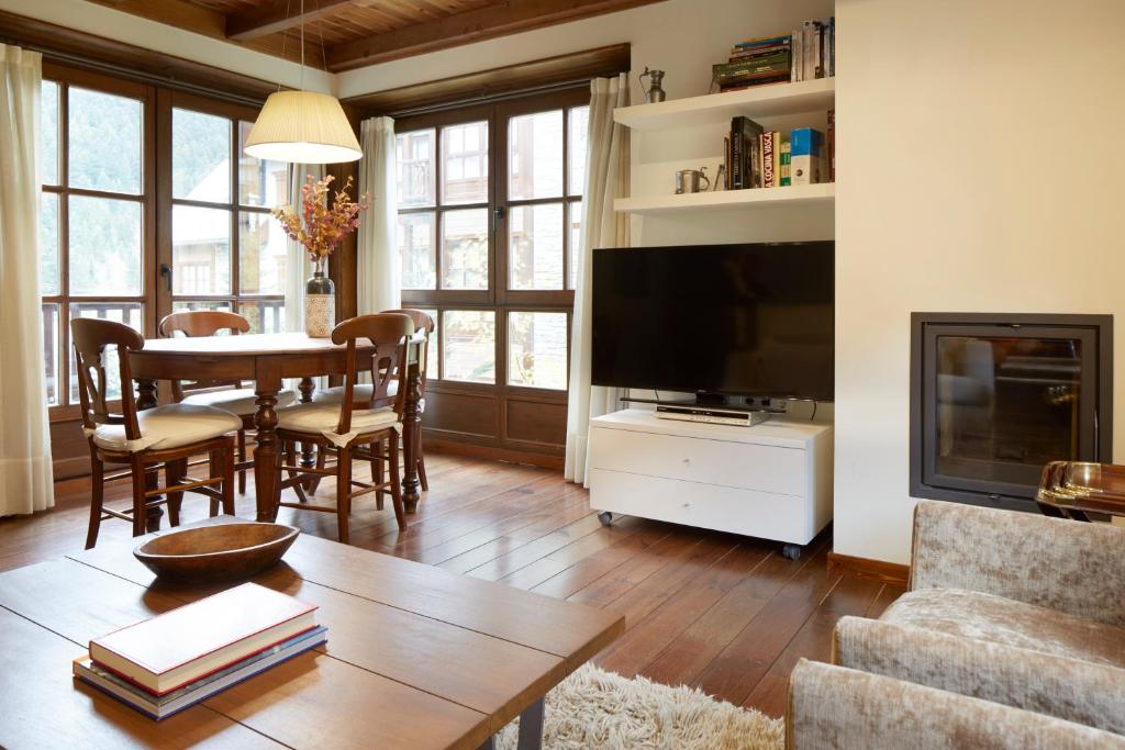 Val de Ruda Luxe 6 by FeelFree Rentals - 2