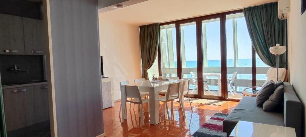 Sea View Apartment Grado Centro - Zipser - 5