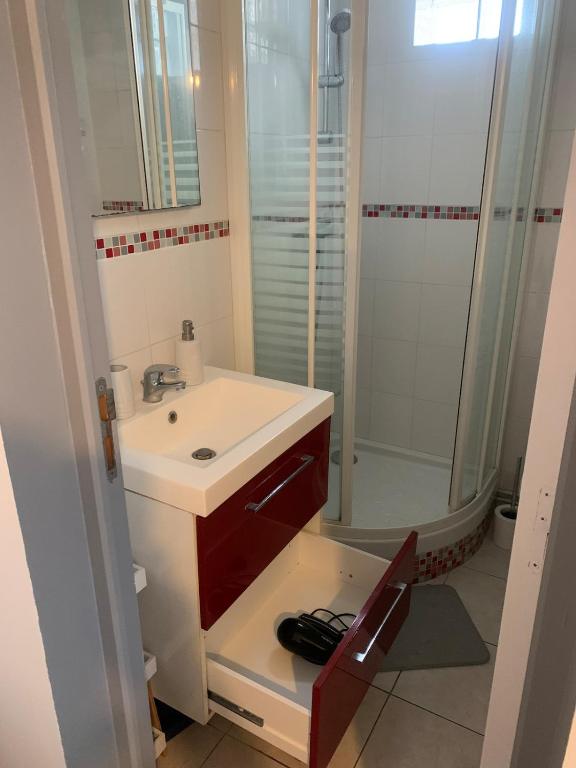 Studio avec terrasse privée Centre et plage - 5