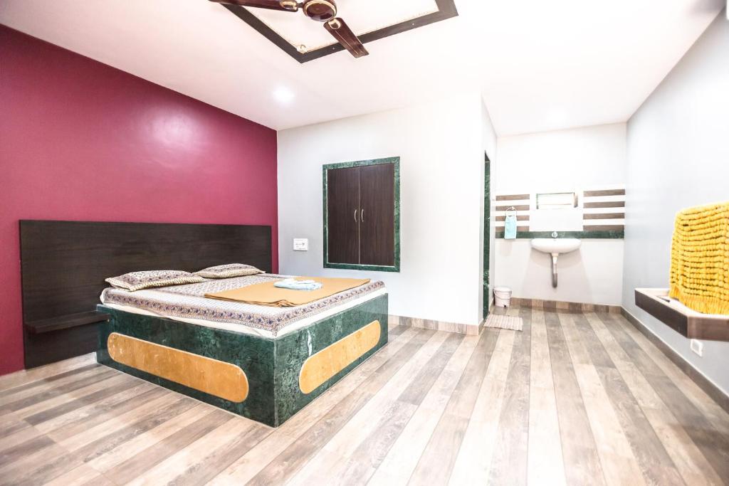 Vickys guest house — Hotel in Malvan