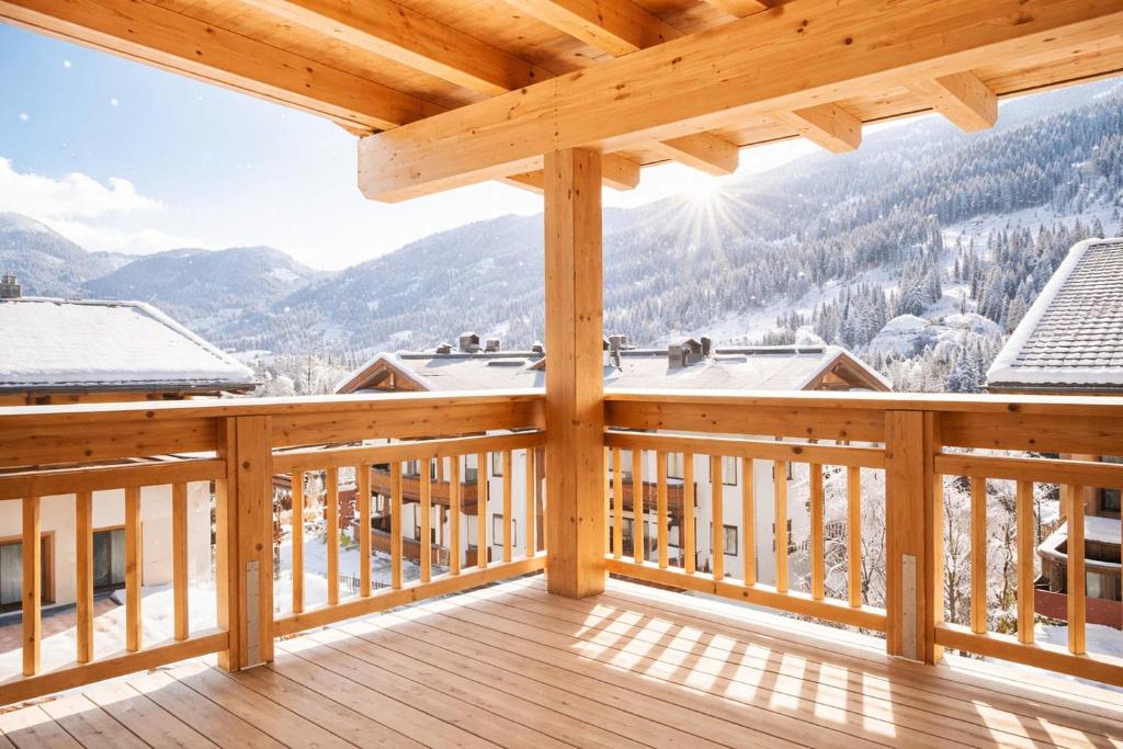 CHEZ NOUS - Balcony & Mountain View - 2