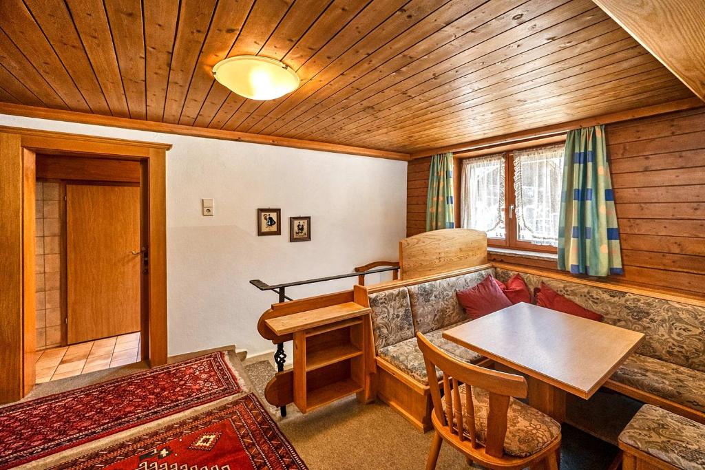 BARBARA'S Mountain Maisonette - 2 Floors & Mountain View - 5