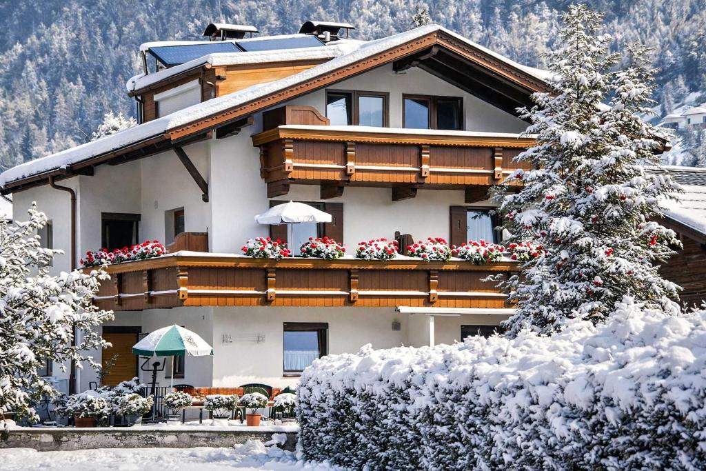 BARBARA'S Mountain Maisonette - 2 Floors & Mountain View - 4