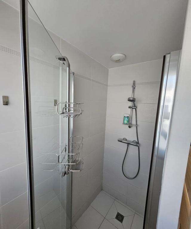 Juan-les-Pins 2-room apartment - 4
