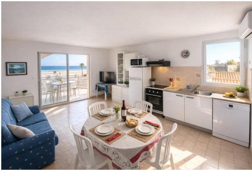 Le grand Perouse - Air conditioning - Beach view - 4 people - 1