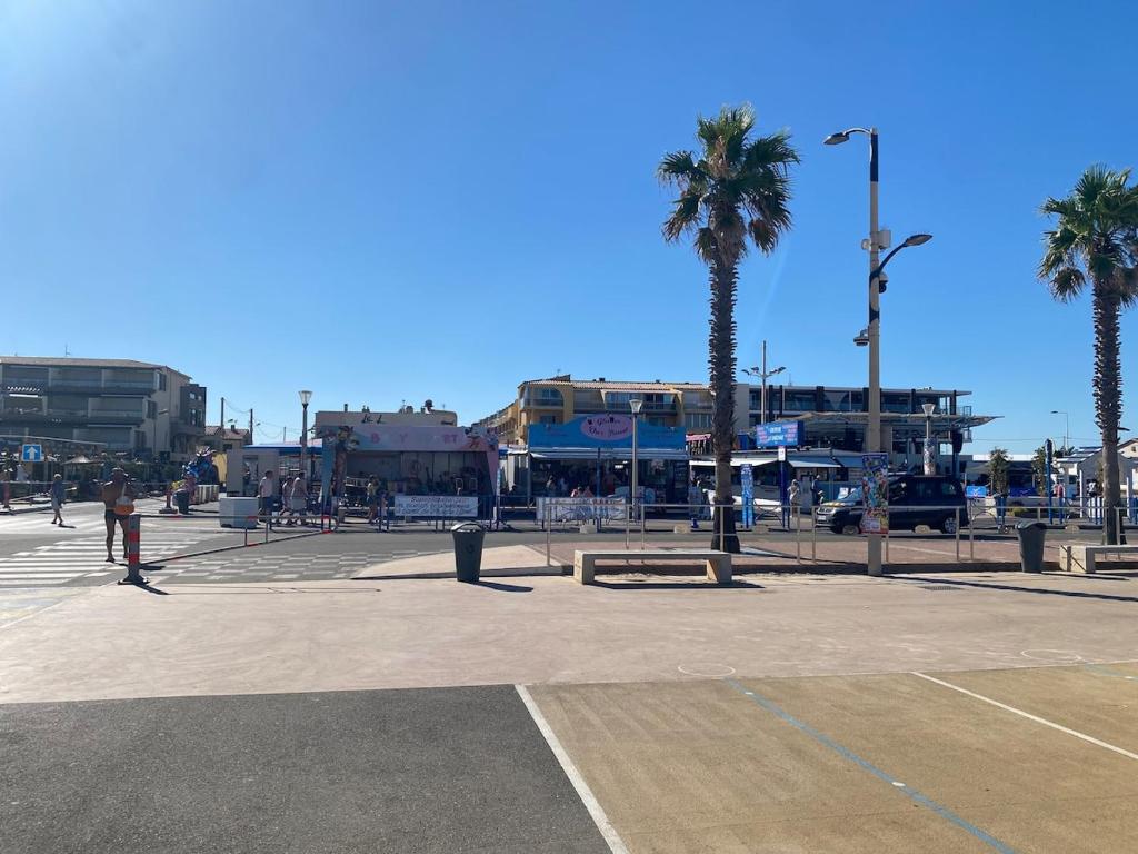 Le grand Perouse - Air conditioning - Beach view - 4 people - 2