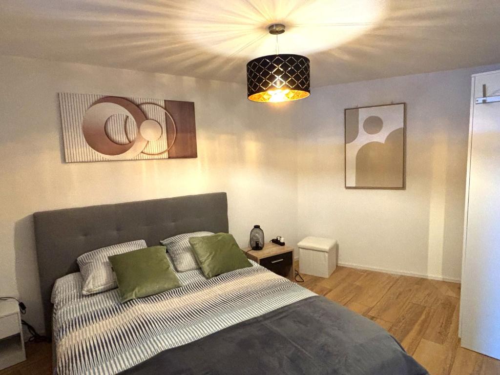 2 steps from Lake and Montreux Center - 4