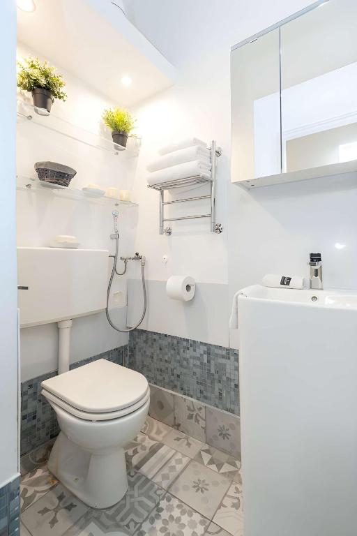 Heart of Pescara Elegant Suites - Chic Suites in Pescara Center & 2 steps from Sea - AC & Wifi - 5