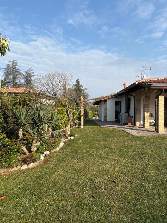 Casa Girasole - entire villa with pool - 5