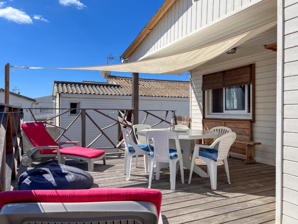 L'authentique chalet en bois sur pilotis - 2