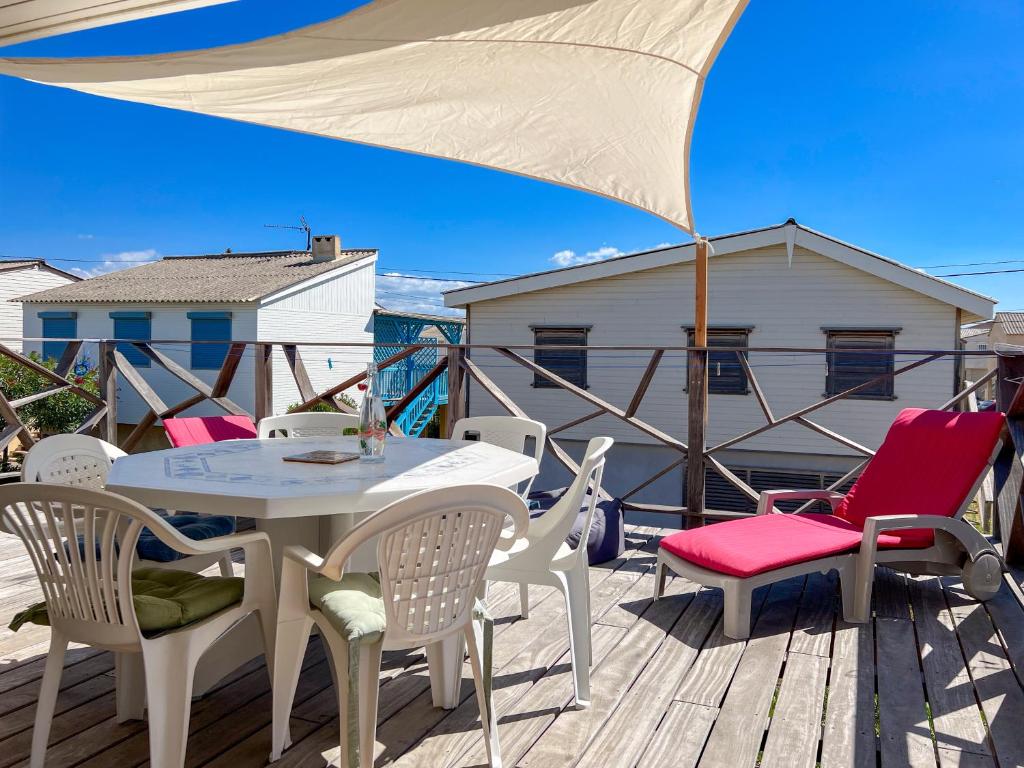 L'authentique chalet en bois sur pilotis - 3