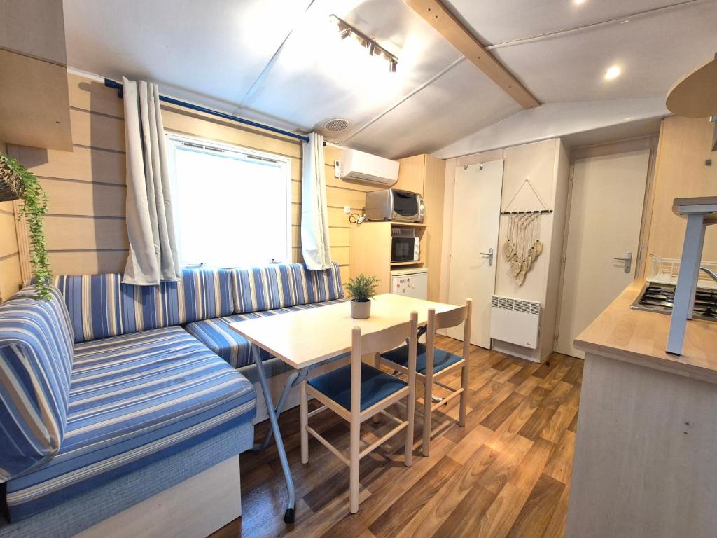 Mobil home 6 places à 900M de la mer - 4